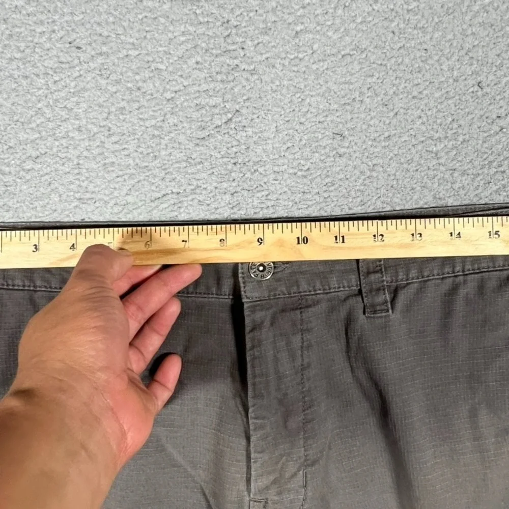 The North Face Pants Mens 34x31 Gray Ripstop Outdoor Workwear Casual Preppy Logo